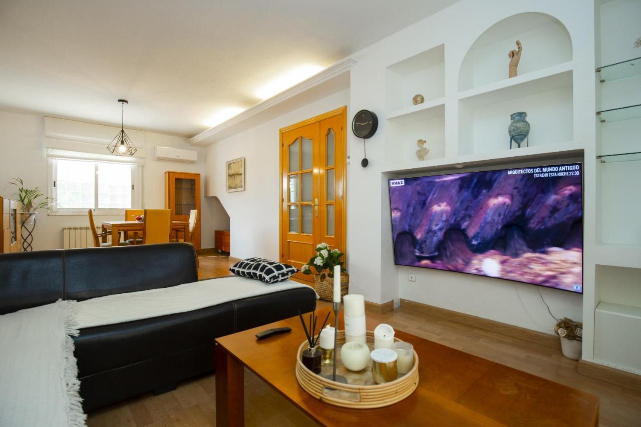 Villa Pluma Planet Costa Dorada - Only Families Салоу Екстериор снимка
