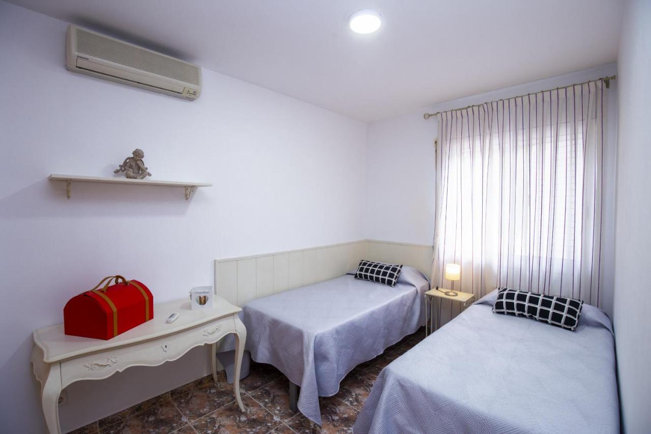 Villa Pluma Planet Costa Dorada - Only Families Салоу Екстериор снимка